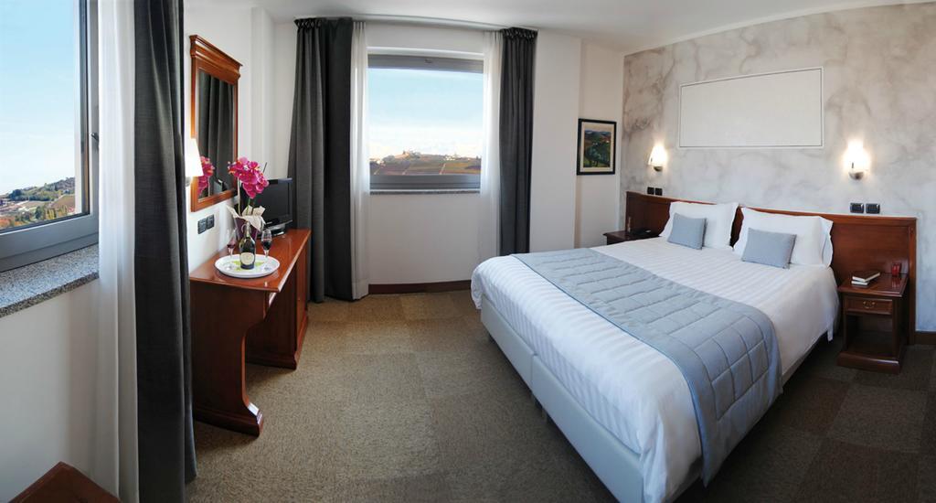 Hotel Medea (Adults Only) Альба Экстерьер фото