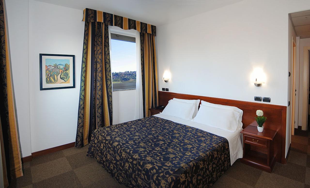 Hotel Medea (Adults Only) Альба Экстерьер фото